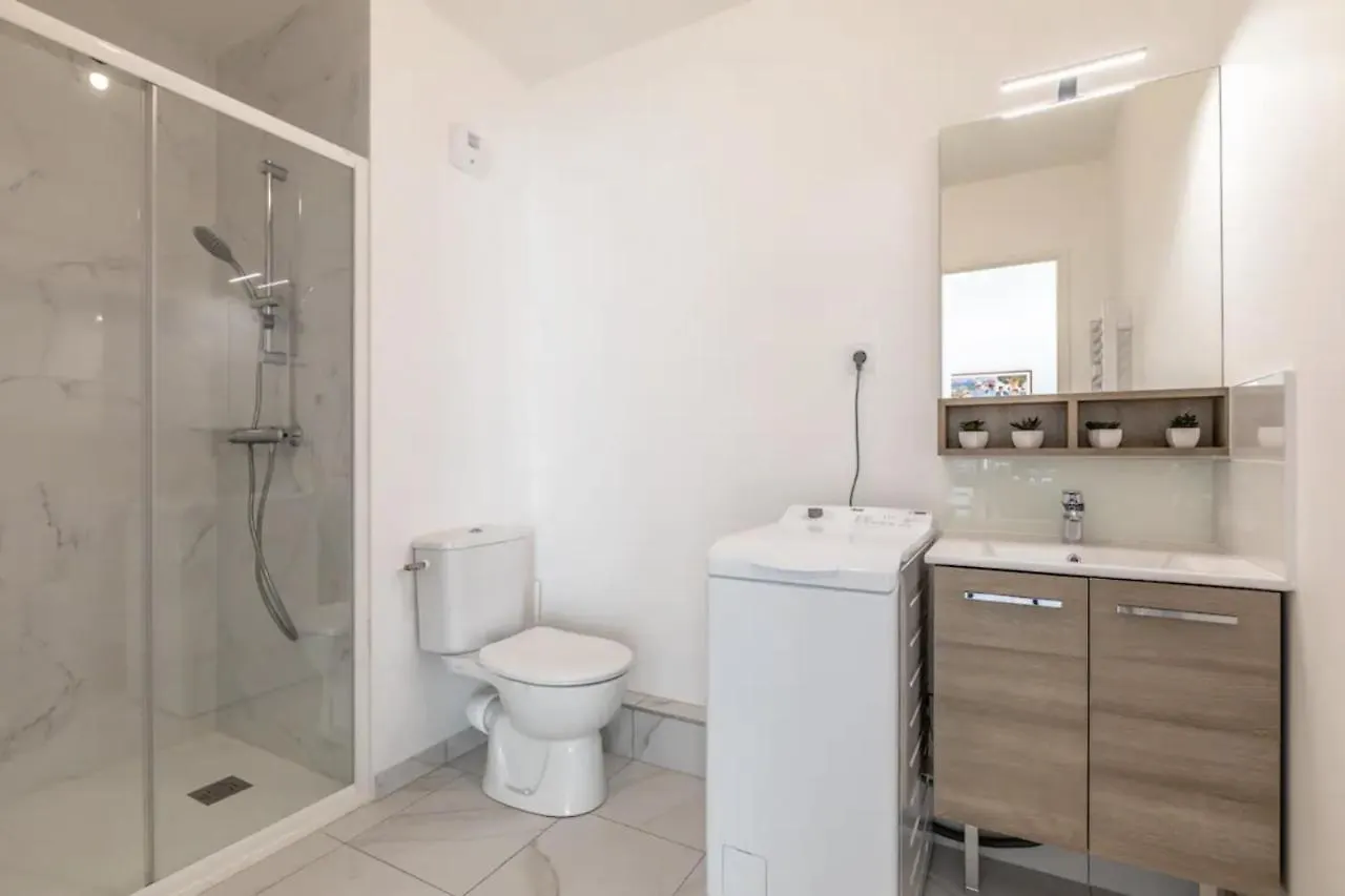 Apartment Le May'Aita - Calme, Parking & Central Anglet France